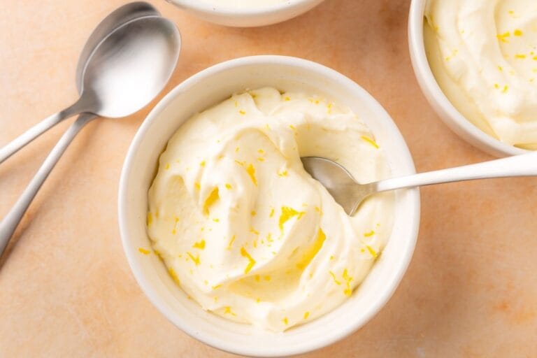 Mousse Rápida de Iogurte e Limão