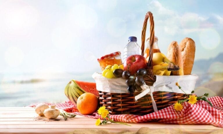 Snacks Baratos para Levar para a Praia